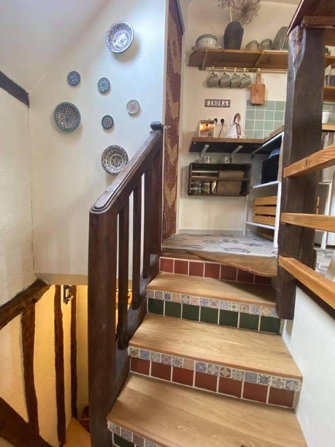 Bienvenue A Indra Apartment Ван Екстериор снимка