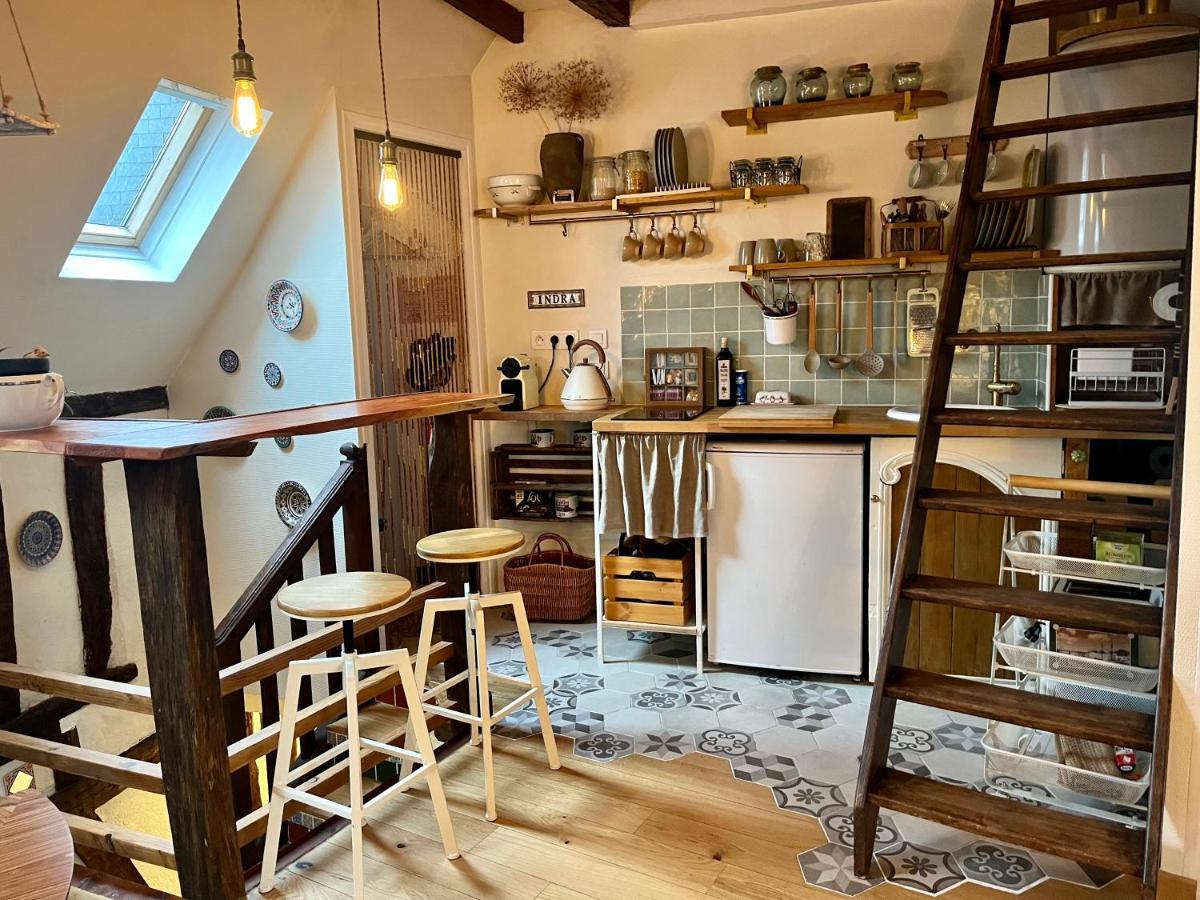 Bienvenue A Indra Apartment Ван Екстериор снимка